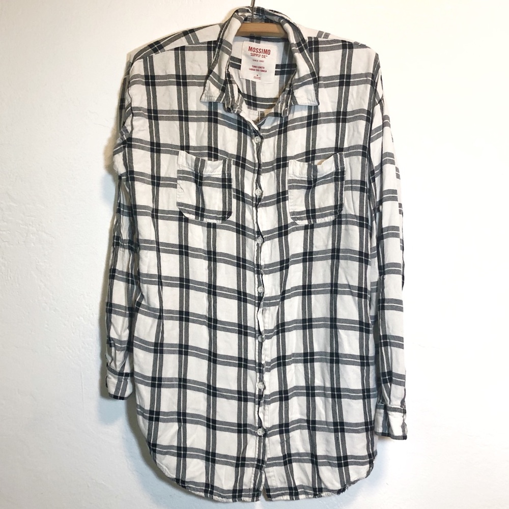 Mossimo Plaid Tunic Length Button Down Medium - image 1